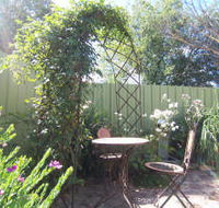 Robyn's Nest Country Cottages - Accommodation Perth