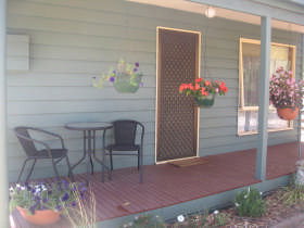 Waterfall Cottage - Accommodation Perth 0