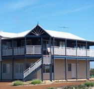 Sur La Mer on The Beach - Accommodation Perth