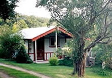 Mt Nebo Railway Carriage & Chalet - Accommodation Perth 4