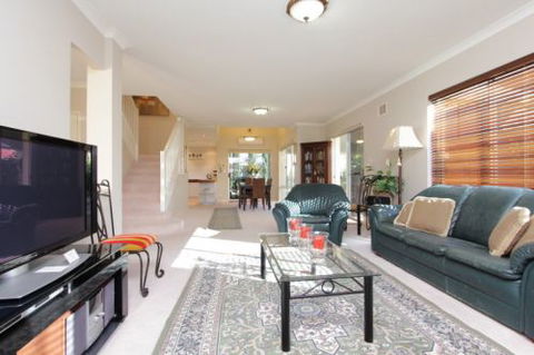 Tea Tree Manor - Accommodation Perth 7