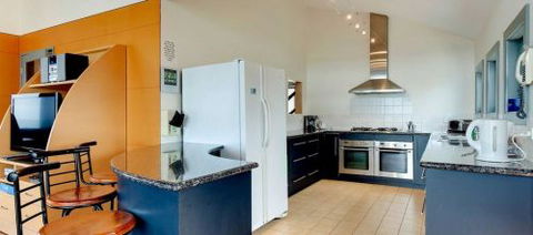 Phillip Island Waterfront House - Accommodation Perth 5