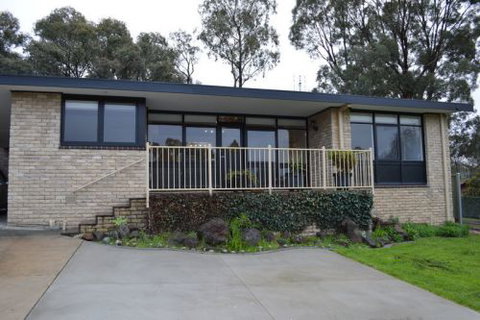 Burns View Bendigo Accommodation - Perth Resorts 1