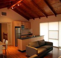 Ethelton Serviced Apartments - Accommodation Perth