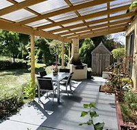 Grandma Housemove - Accommodation Perth