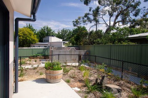 One Of A Kind Apartments - Accommodation Perth 6