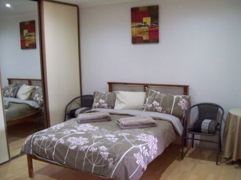 Potch & Colour - Accommodation Perth 0