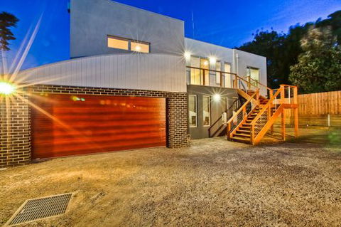 MORNINGTON PENINSULA ACCOMMODATION BEACH HOUSE - Accommodation Perth 0