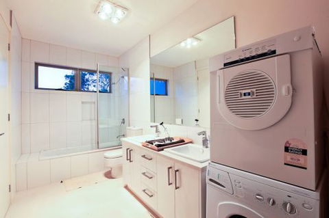 MORNINGTON PENINSULA ACCOMMODATION BEACH HOUSE - Accommodation Perth 4