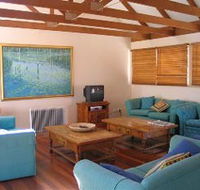 Kent Gardens Holiday House - Accommodation Perth