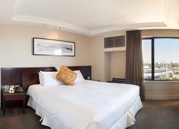 Pullman Melbourne On The Park - Accommodation Perth 7