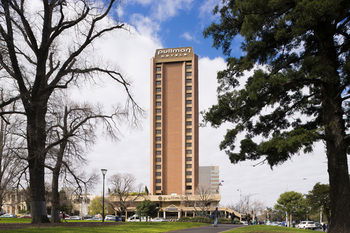 Pullman Melbourne On The Park - Accommodation Perth 11