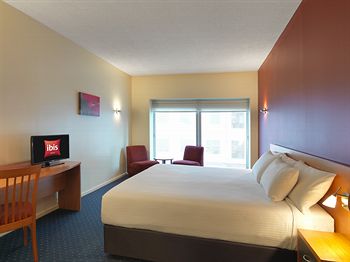 Ibis Melbourne Little Bourke Street - Accommodation Perth 0
