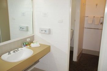 Econo Lodge Tamworth - Accommodation Perth 65