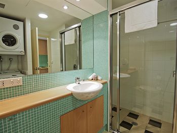 Oaks Waterfront Resort - The Entrance - Accommodation Perth 9