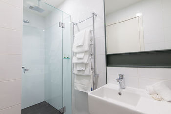 Abode By Easystay - Accommodation Perth 19