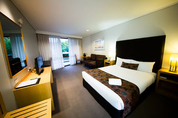 Sandown Regency - Accommodation Perth 6