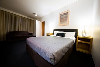 Sandown Regency - Accommodation Perth 14