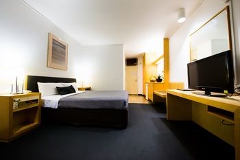 Sandown Regency - Accommodation Perth 16