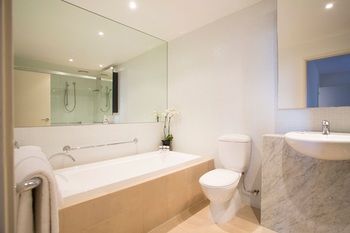 140 Little Collins Apartment Hotel - Perth Resorts 2