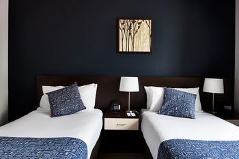 175 (formerly Wesley Lodge) - Accommodation Perth 10