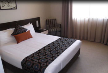175 (formerly Wesley Lodge) - Accommodation Perth 14