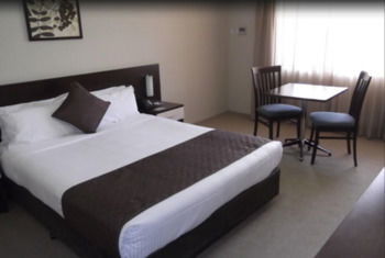 175 (formerly Wesley Lodge) - Accommodation Perth 17