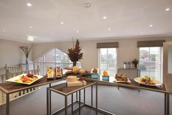 Best Western Plus Buckingham International - Accommodation Perth 13