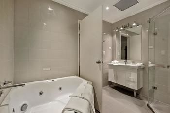 Best Western Plus Buckingham International - Accommodation Perth 21