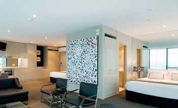 Mantra Bell City - Perth Resorts 13