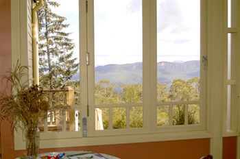 Moments Mountain Retreat - Accommodation Perth 1