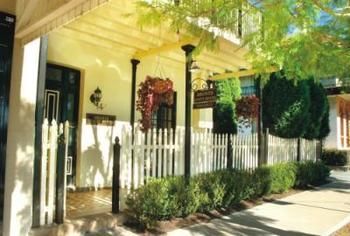 Morpeth NSW Perth Resorts