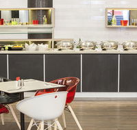 ibis Melbourne Hotel and Apartments - Perth Resorts