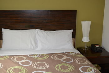 YTI Garden Hotel - Accommodation Perth 17