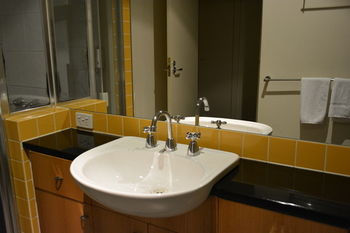 YTI Garden Hotel - Accommodation Perth 24