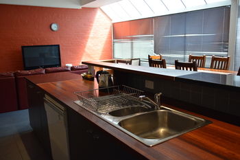 YTI Garden Hotel - Accommodation Perth 26
