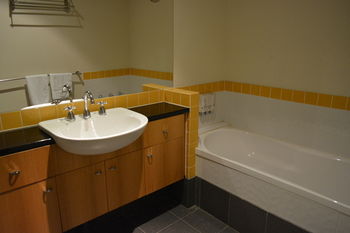 YTI Garden Hotel - Accommodation Perth 30