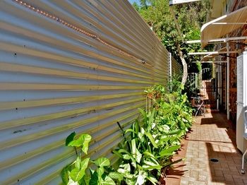 Wombats B&B - Apartments - Accommodation Perth 1