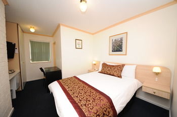 Northshore Hotel - Accommodation Perth 0