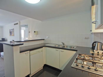 Oaks On Castlereagh, Sydney Central - Accommodation Perth 5