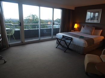Hotel Urban St Leonards - Accommodation Perth 63