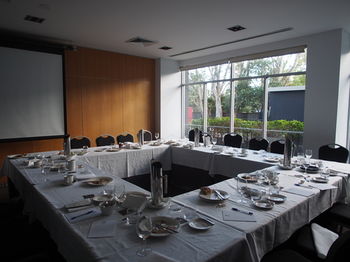 Hotel Urban St Leonards - Accommodation Perth 97