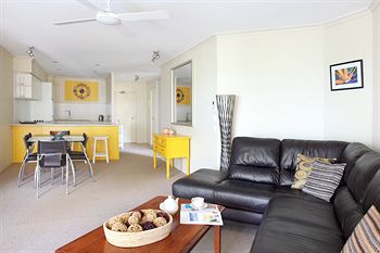 Macquarie Lodge Apartments - Accommodation Perth 13