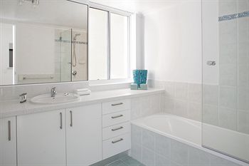 Macquarie Lodge Apartments - Accommodation Perth 37