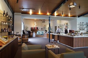 Balgownie Estate Vineyard & Spa - Accommodation Perth 25