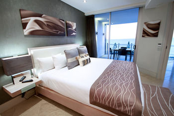Oceans Mooloolaba - Perth Resorts 11