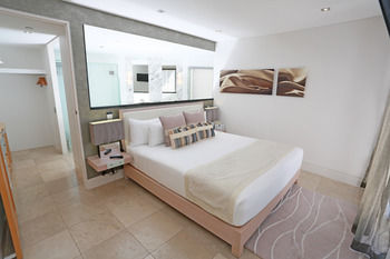 Oceans Mooloolaba - Perth Resorts 36