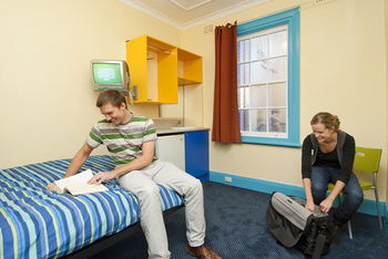Jolly Swagman Backpackers - Accommodation Perth 14