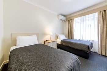 Best Western Melbourne's Princes Park Motor Inn - Perth Resorts 10