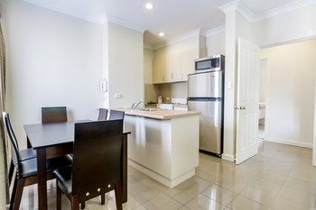 Best Western Melbourne's Princes Park Motor Inn - Perth Resorts 11